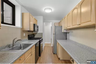 235 Prospect Avenue 2B #2B, Hackensack, NJ 07601 - Photo 13