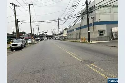 18-36 Stockton Street, Newark, NJ 07105 - Photo 5
