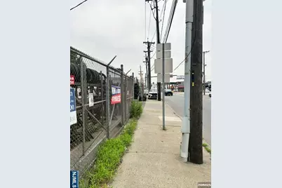 18-36 Stockton Street, Newark, NJ 07105 - Photo 11