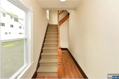 42 Park Avenue, Allendale, NJ 07401 - Photo 3