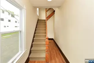 42 Park Ave, Allendale, NJ 07401 - Photo 3