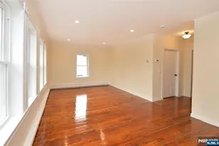 42 Park Ave, Allendale, NJ 07401 - Photo 5