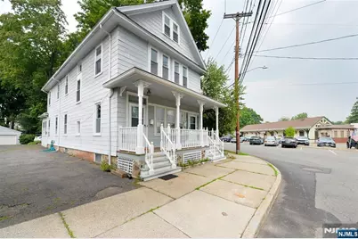 42 Park Avenue, Allendale, NJ 07401 - Photo 1