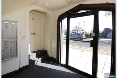 54-56 Oak Street 3 #3, Ridgewood, NJ 07450 - Photo 3