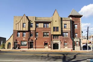 54-56 Oak Street 3, Ridgewood, NJ 07450 - Photo 1