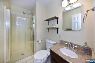 182 Roosevelt Pl, Maywood, NJ 07607 - Photo 11