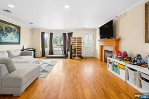 137 E Brinkerhoff Ave A, Palisades Park, NJ 07650 - Photo 5
