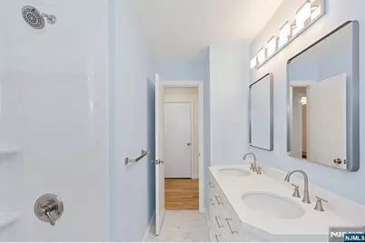 150 Arlington 1 #1, Clifton, NJ 07011 - Photo 9