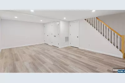 150 Arlington 1 #1, Clifton, NJ 07011 - Photo 19