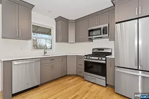 150 Arlington 1, Clifton, NJ 07011 - Photo 5