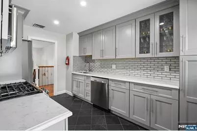 39-23 Morlot Avenue, Fair Lawn, NJ 07410 - Photo 11