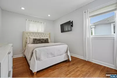 39-23 Morlot Avenue, Fair Lawn, NJ 07410 - Photo 15