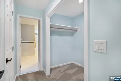 8 Clements Court C0068 #C0068, Roseland, NJ 07068 - Photo 29