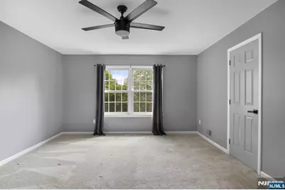 8 Clements Court C0068 #C0068, Roseland, NJ 07068 - Photo 31