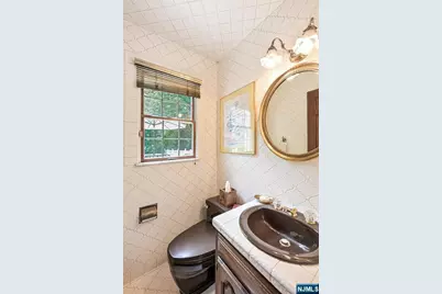 7 Arthur Court, Demarest, NJ 07627 - Photo 13