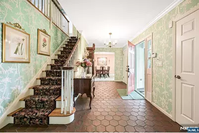 7 Arthur Court, Demarest, NJ 07627 - Photo 3