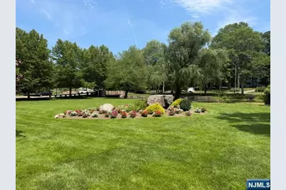 7 Arthur Court, Demarest, NJ 07627 - Photo 41