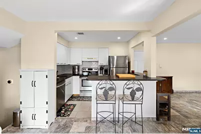 6409 Granton Avenue 1B #1B, North Bergen, NJ 07047 - Photo 9