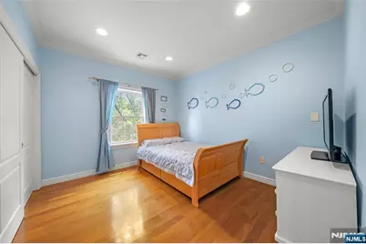 392 Oak Avenue, River Edge, NJ 07661 - Photo 25