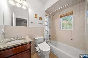 392 Oak Ave, River Edge, NJ 07661 - Photo 17
