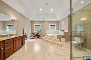 392 Oak Ave, River Edge, NJ 07661 - Photo 21