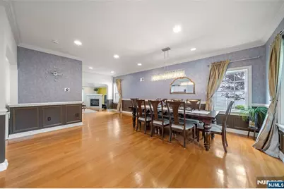 392 Oak Avenue, River Edge, NJ 07661 - Photo 7