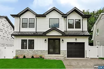 49 N Glenwood Drive, Bergenfield, NJ 07621 - Photo 1