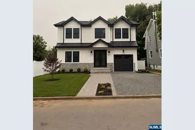 49 N Glenwood Drive, Bergenfield, NJ 07621 - Photo 1