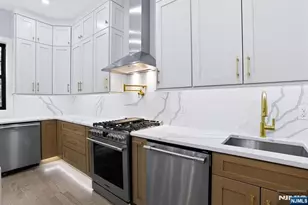 49 N Glenwood Dr, Bergenfield, NJ 07621 - Photo 19