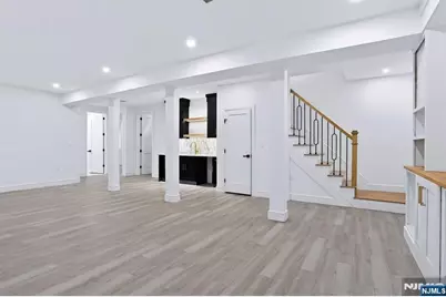 49 N Glenwood Drive, Bergenfield, NJ 07621 - Photo 41