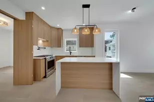 54 Hamilton Ave, Fairview, NJ 07022 - Photo 13