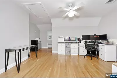 137 Manhattan Avenue, Waldwick, NJ 07463 - Photo 25