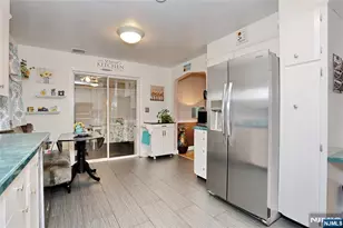 137 Manhattan Ave, Waldwick, NJ 07463 - Photo 13