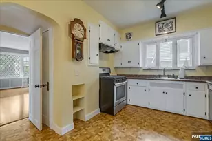 189 Mineral Spring, Passaic, NJ 07055 - Photo 11