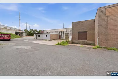 21 Route 17 2 #2, East Rutherford, NJ 07073 - Photo 17