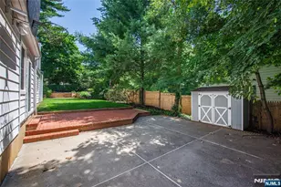 25 W Rd, Millburn, NJ 07078 - Photo 41
