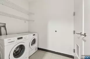 1 Executive 404, Fort Lee, NJ 07024 - Photo 35