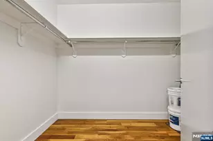 1 Executive 404, Fort Lee, NJ 07024 - Photo 33