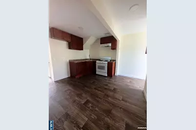562 Summer Street, Paterson, NJ 07501 - Photo 15