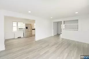 451 Heath Pl 8, Hackensack, NJ 07601 - Photo 3