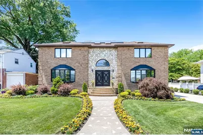 141 Burton Avenue, Hasbrouck Heights, NJ 07604 - Photo 49