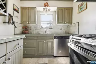 409 Tryon Ave, Englewood, NJ 07631 - Photo 5