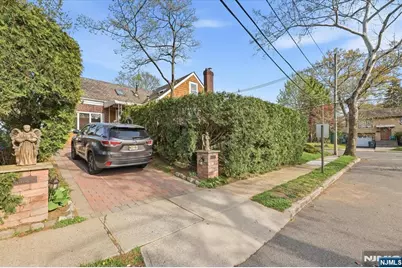 409 Tryon Avenue, Englewood, NJ 07631 - Photo 3