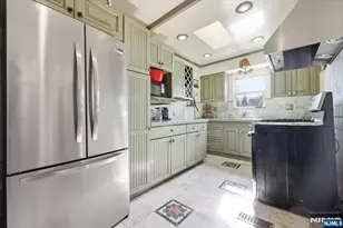409 Tryon Ave, Englewood, NJ 07631 - Photo 9