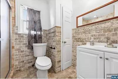 409 Tryon Avenue, Englewood, NJ 07631 - Photo 7