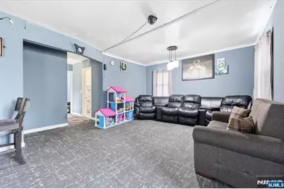 409 Tryon Avenue, Englewood, NJ 07631 - Photo 5