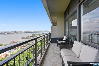 4 Horizon Road 1432 #1432, Fort Lee, NJ 07024 - Photo 21