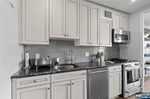 4 Horizon Road 1432, Fort Lee, NJ 07024 - Photo 13