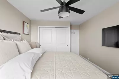 4 Horizon Road 1432 #1432, Fort Lee, NJ 07024 - Photo 29