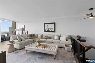 4 Horizon Road 1432, Fort Lee, NJ 07024 - Photo 3